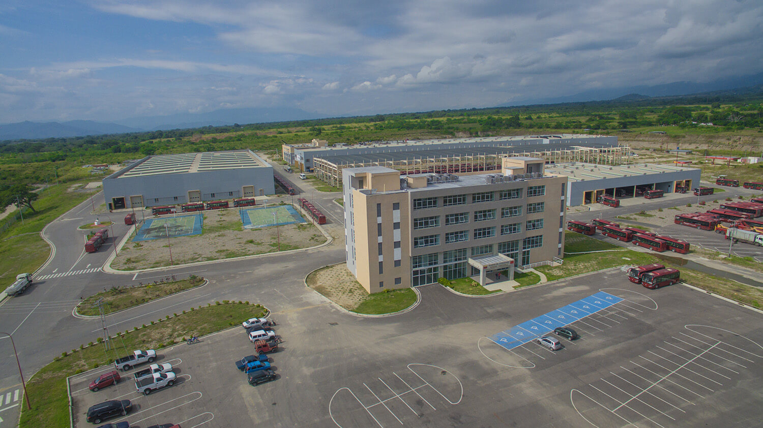 Yutong-fabrica-de-autobuses-DroneCCS-13